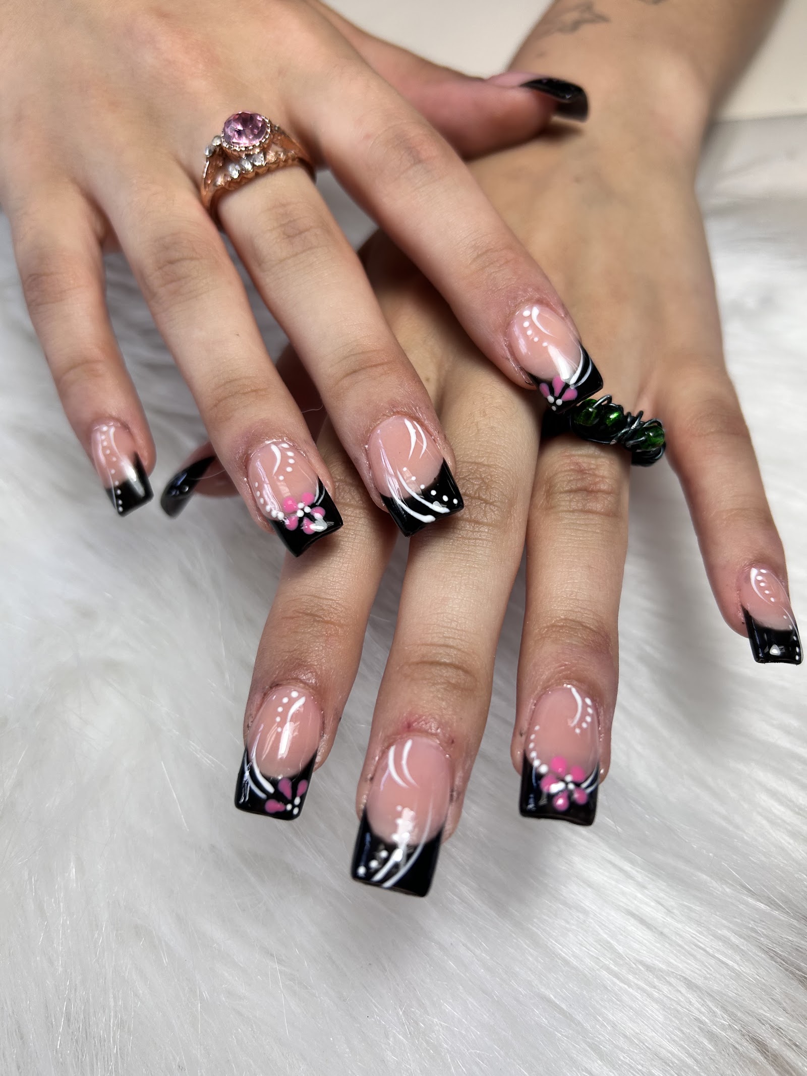 AAA NAIL SALON & SPA nail photo 2