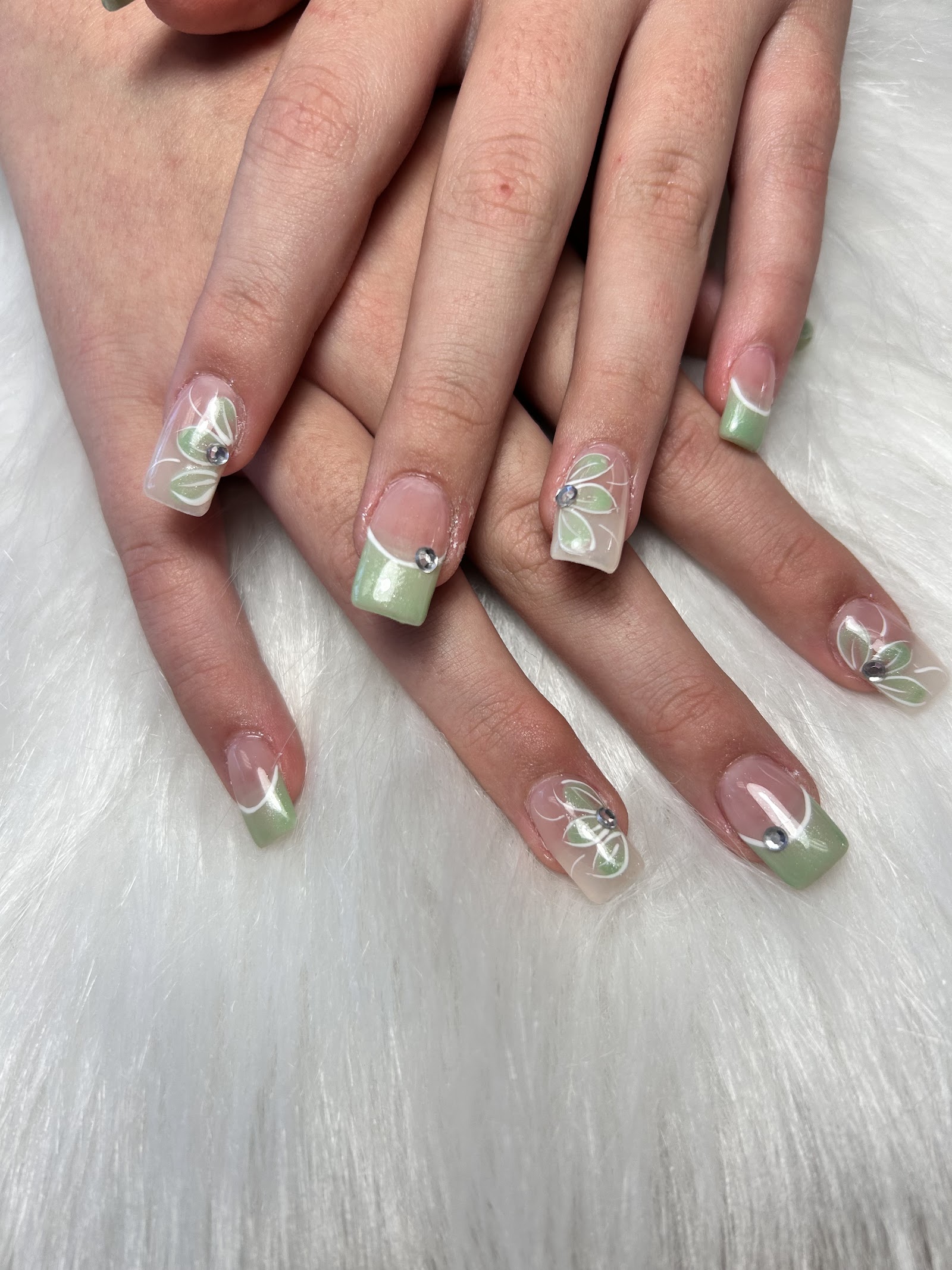 AAA NAIL SALON & SPA nail photo 7